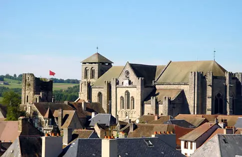 SAINT-YRIEIX LA PERCHE
